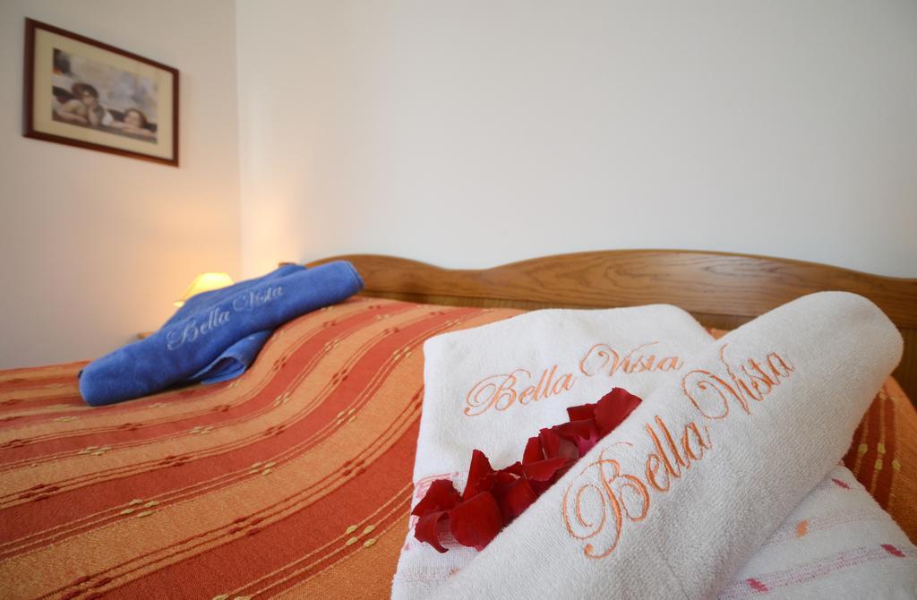 Bella Vista Apartments Motovun Habitación foto